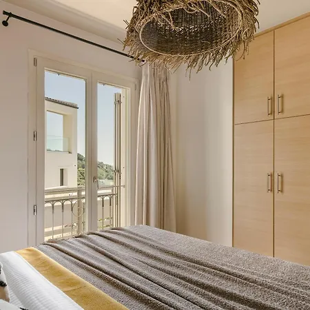 アパート Alma Luxury Residences - Gaia 2 Efl