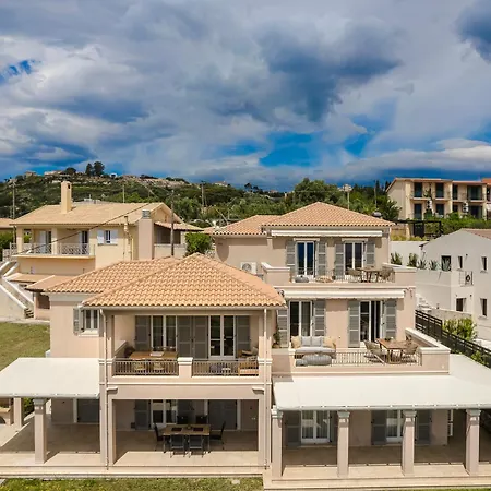 アパート Alma Luxury Residences - Gaia 2